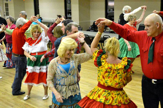 Duos and Solos Square Dance Club